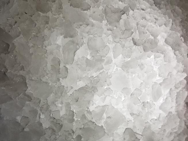制冰機(jī)廠(chǎng)家告訴你，雪花機(jī)的作用。